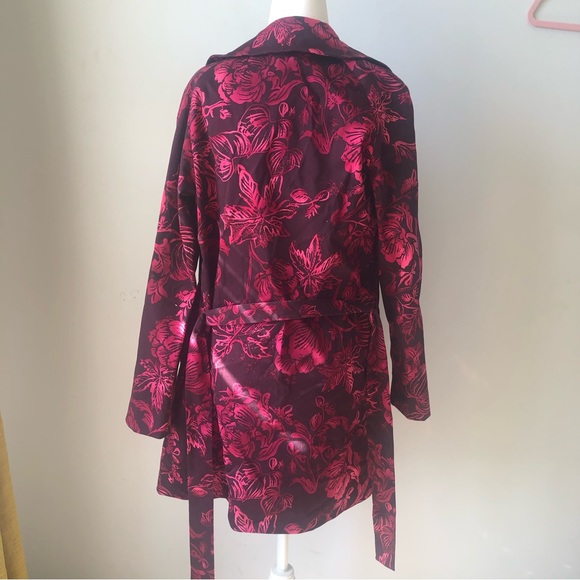 Central falls red(hot pink) and black floral trench coat. Size S - Picture 6 of 10